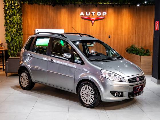 FIAT IDEA 1.4 MPI ATTRACTIVE 8V FLEX 4P MANUAL FIAT IDEA 1.4 MPI ATTRACTIVE 8V FLEX 4P MANUAL